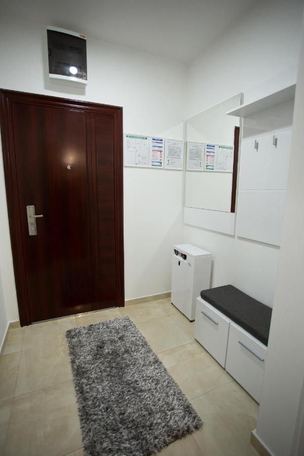 Apartman Sunset Sremska Mitrovica Buitenkant foto